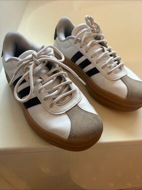 adidas White Sneakers with Black Stripes and Gum Platform Sole